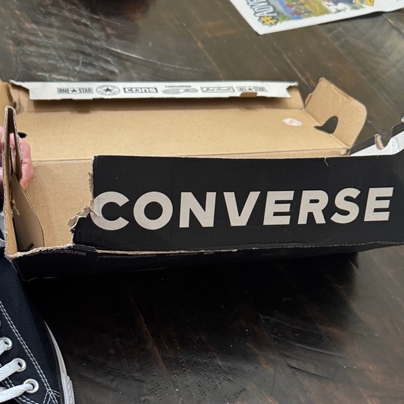 Converse Men's Black and White Sneakers - Picture 10 of 10